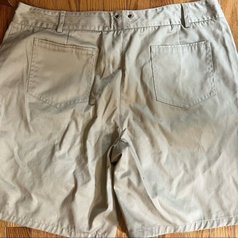 SIZE 18W Plus Size Ladys Khaki Shorts, EUC